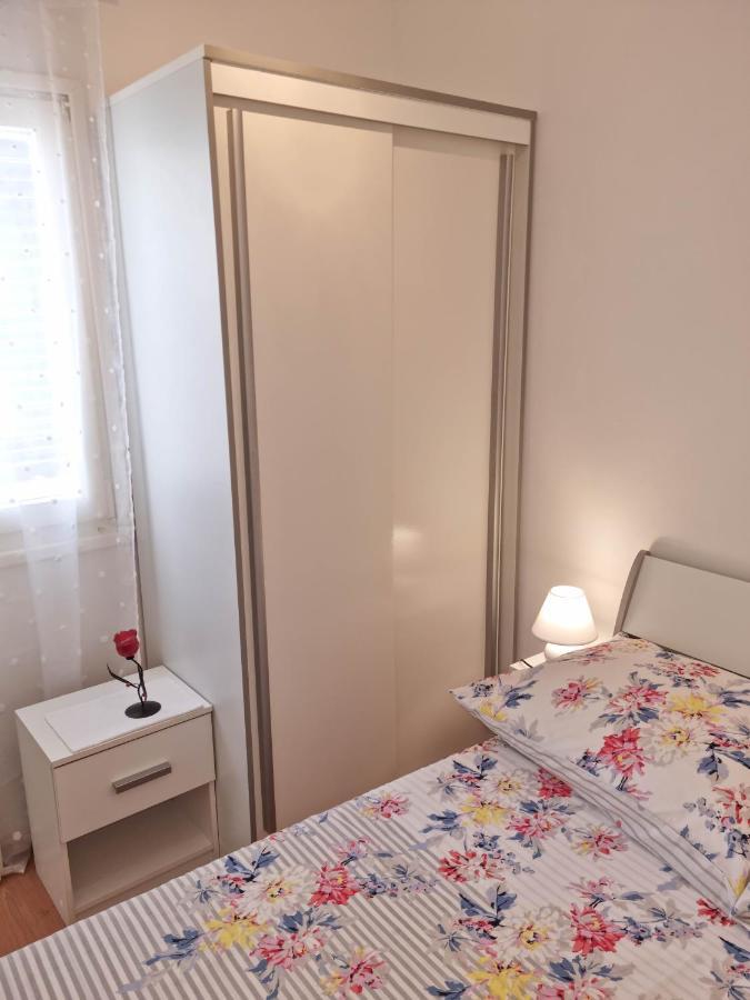 Near The Beach Pula Exterior photo